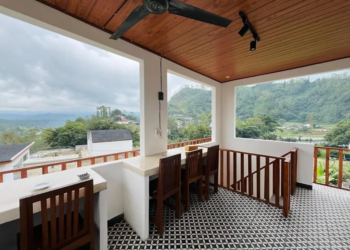 Dewangga Mountain View 別荘
